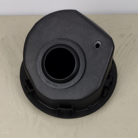 Jeep JL Fuel Cover - Picture 3 of 5